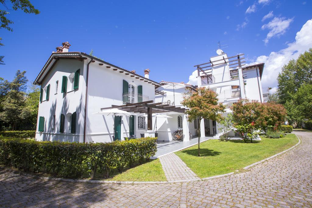Residence Casa Bianca Марина-ди-Масса Экстерьер фото