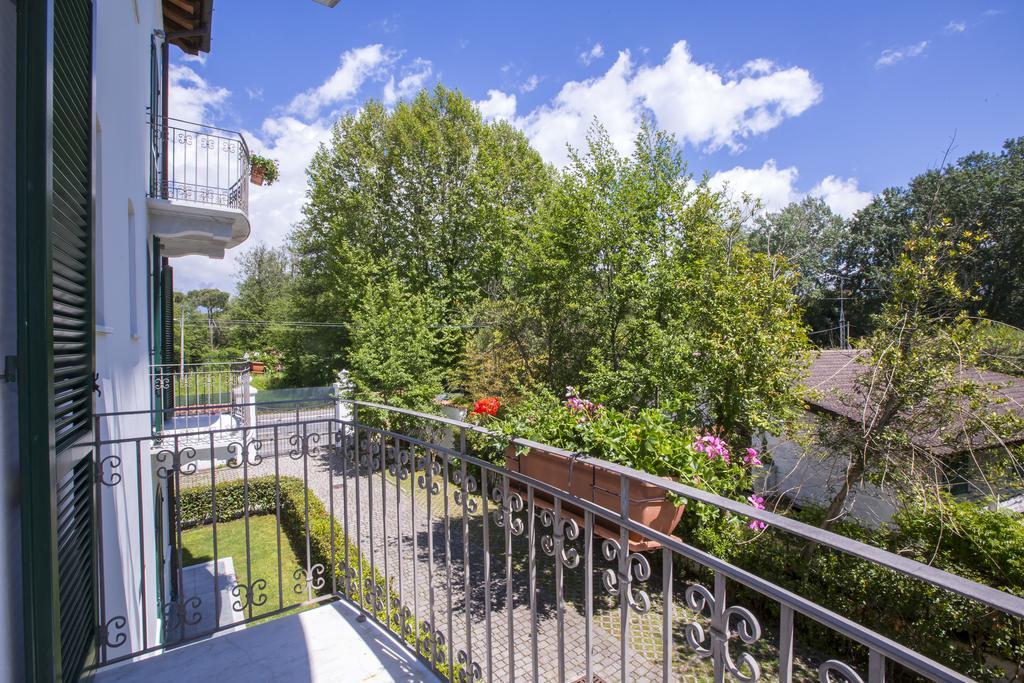 Residence Casa Bianca Марина-ди-Масса Экстерьер фото